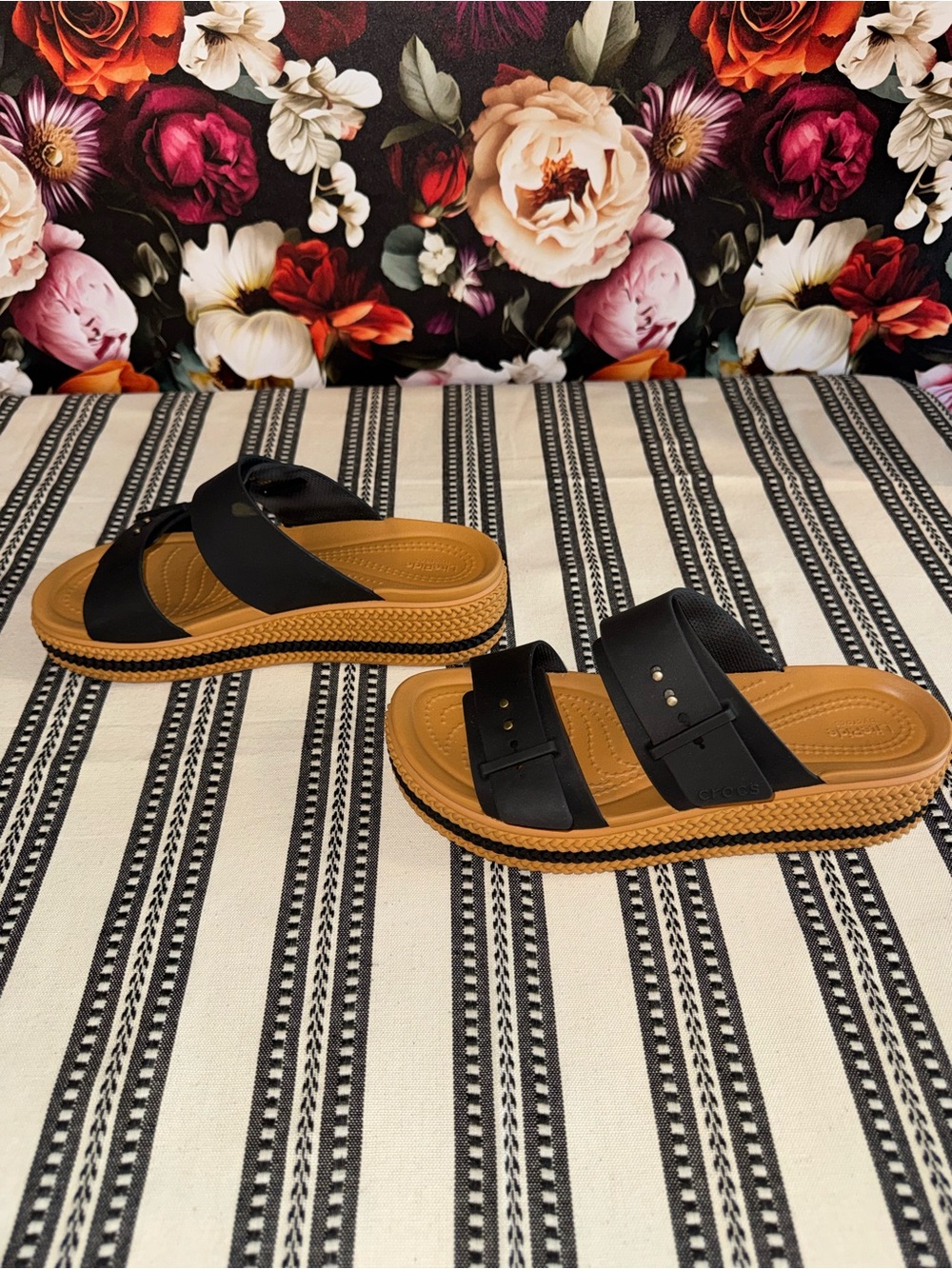 CROCS Double - Strap Black and Tan Platform Sandals, Size 7 - Picture 4 of 15